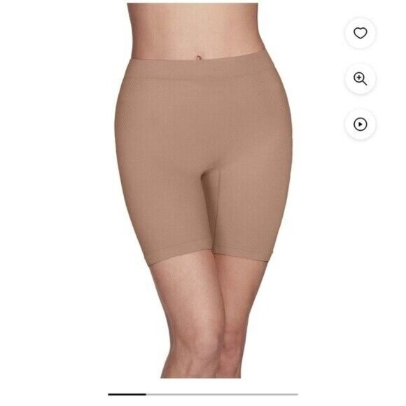 NIB VANITY FAIR Radiant Light Smoothing Slip Short SOFT PINK Sz M - Picture 3 of 6